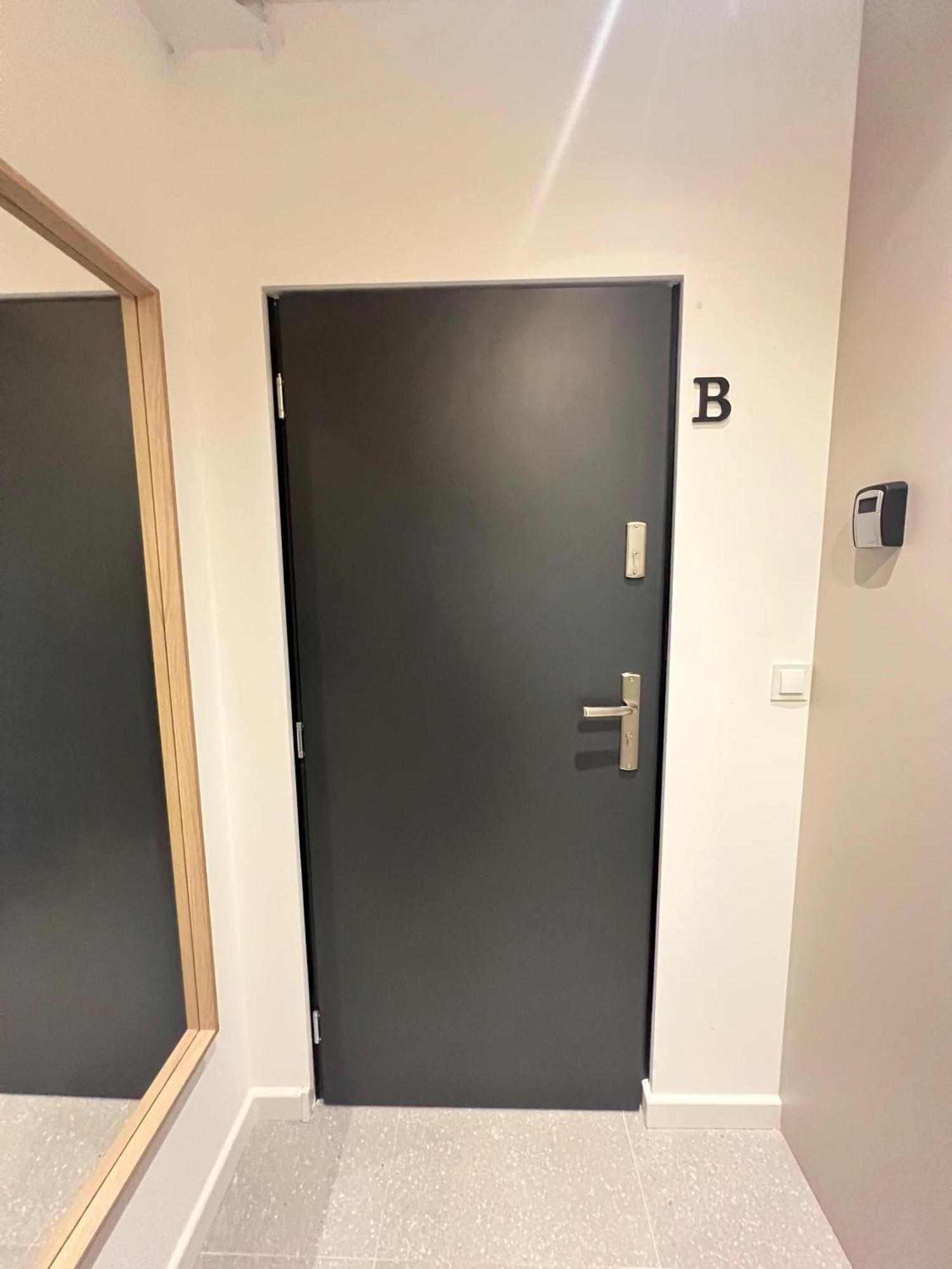 Mieszkanie Blisko Radomskiego Centrum Onkologii Extérieur photo